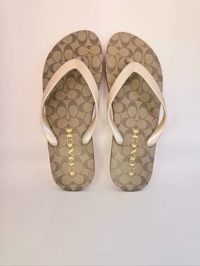 COACH Zak Signature Flip Flops Khaki & Gold - Women's Size 10B